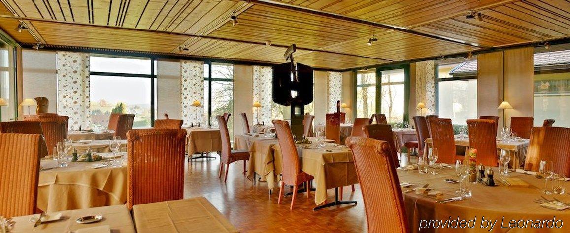 Hostellerie Les Chevreuils Lausanne Étterem fotó