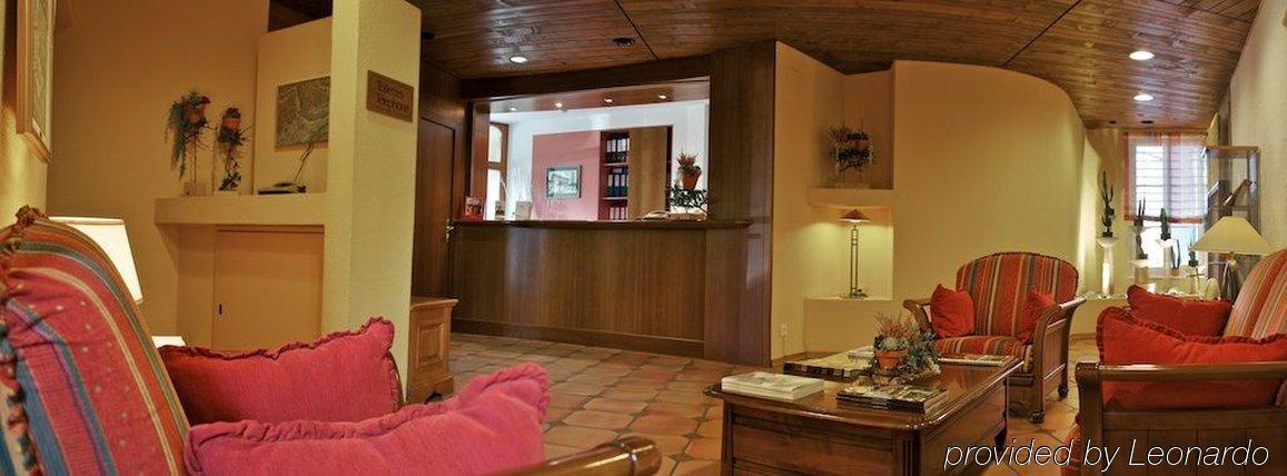 Hostellerie Les Chevreuils Lausanne Beltér fotó